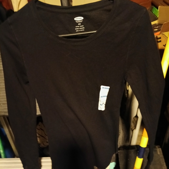 Old Navy Women's Dark Long Sleeve Tee - Picture 1 of 2